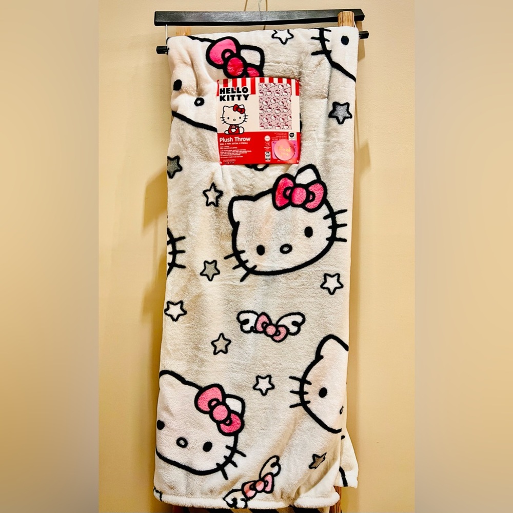 New Hello Kitty Burlington Angel Wing Throw Blanket